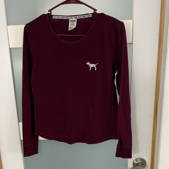 PINK Victoria's Secret Burgundy Waffle Knit Dog Print Thermal Pajama Set - Picture 5 of 7